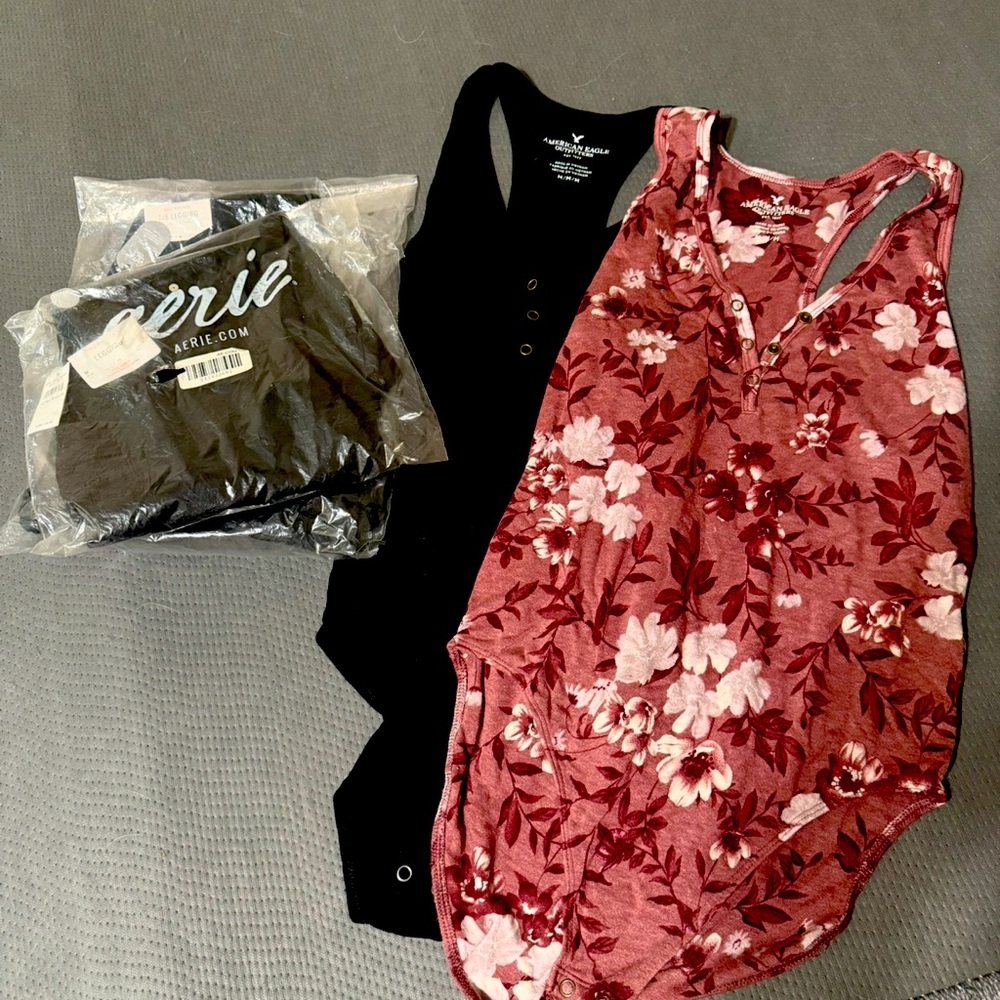 Aerie Bodysuits and leggings bundle size medium/large NWT